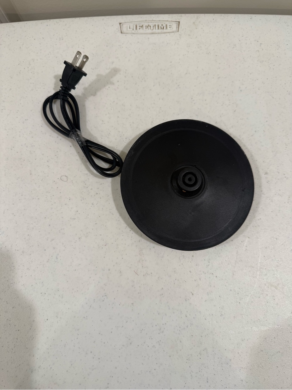 Chefman Electric Kettle Base Replacement Part # RJ11-17-TI - Picture 4 of 6